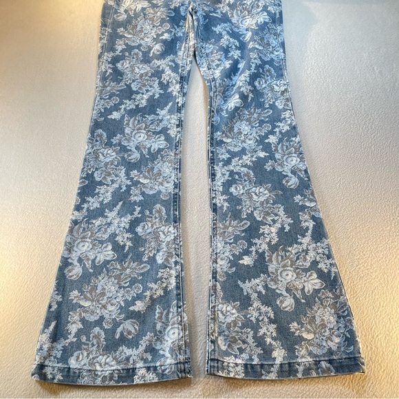 Gap x Love Shack Fancy Women’s ‘70s Flare High Rise Floral Jeans Size 25 - Picture 9 of 16